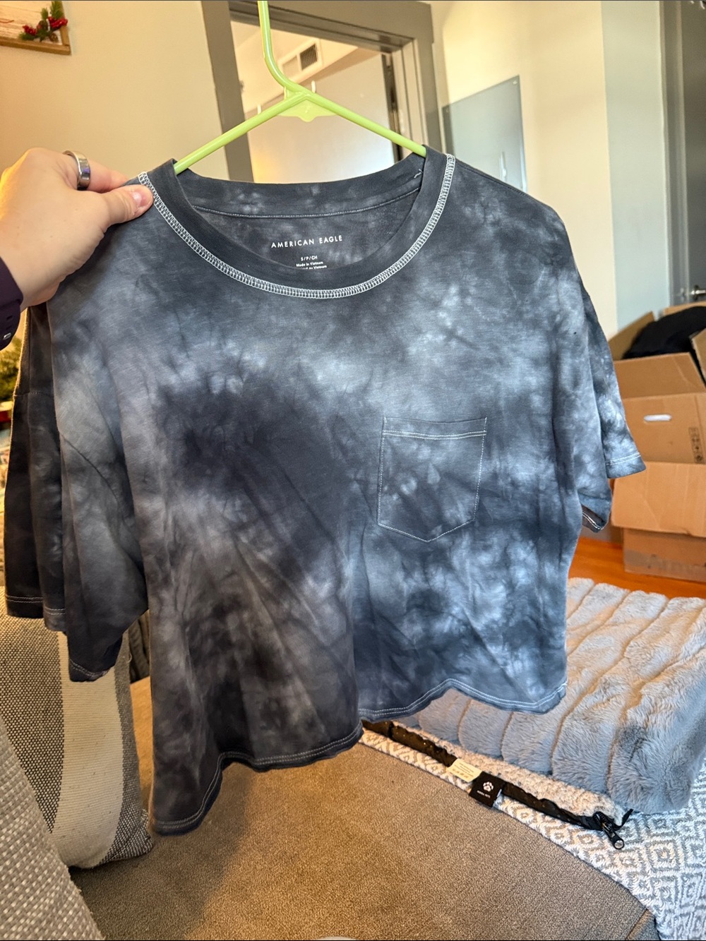 American Eagle Outfitters Black Gray Tie-Dye Cropped Pocket Tee